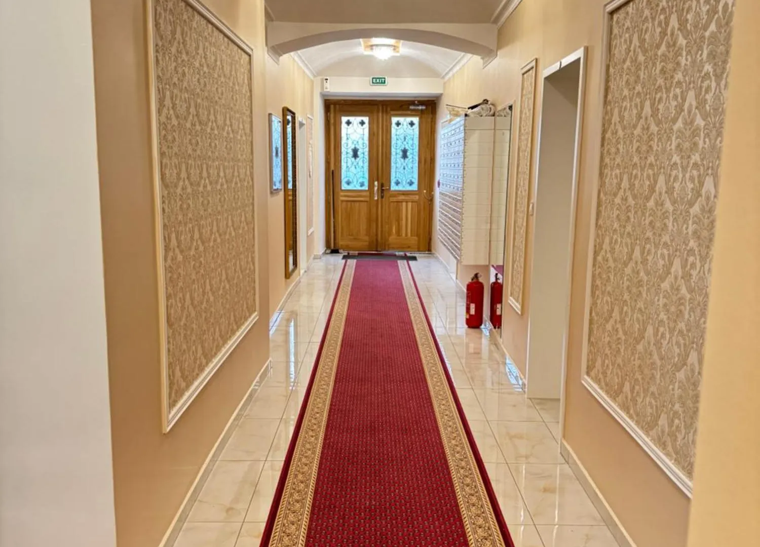 New! Deluxe Studio In City Centre! Florence! Prague Apartment