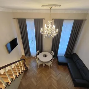 Lubert S.r.o Apartamento