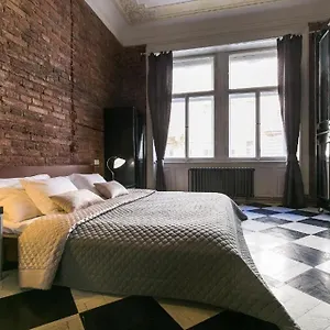 Old Town - Dusni Apartamento