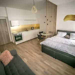 Friendly In Apartamento