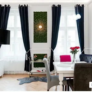 Апартаменты Vogue Near By Wenceslas Square, Прага